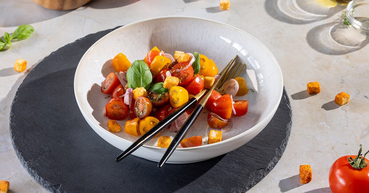 Tomato salad - Salads - Recipes - Recipes & Tips - Leimer Website